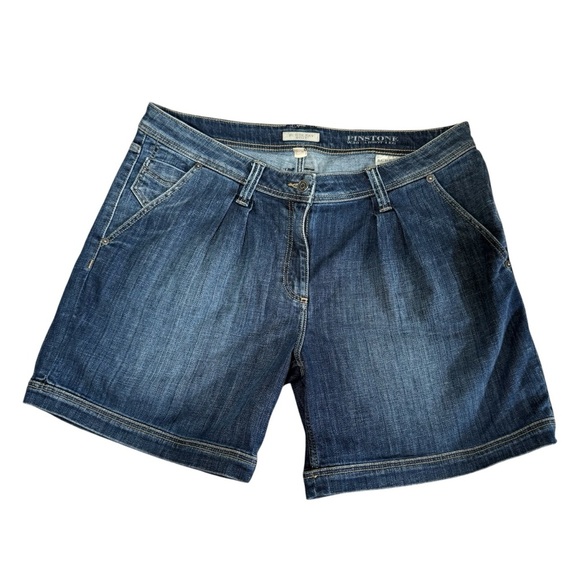 Burberry Designer Pinstone Carrot Leg Blue Denim Jean Shorts Women’s Size W 30 - Picture 1 of 5